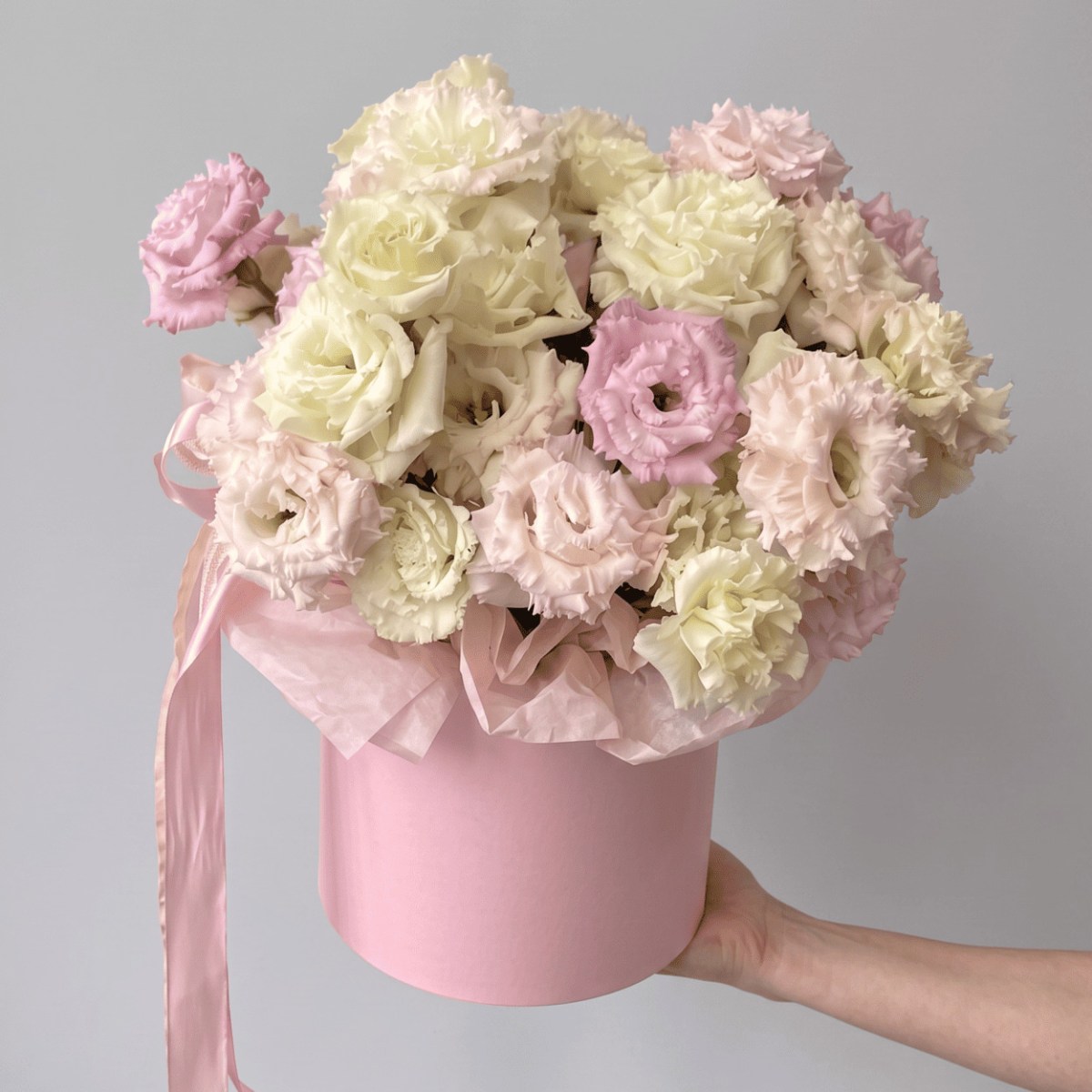 Eustoma v korobke nezhnaya  3
